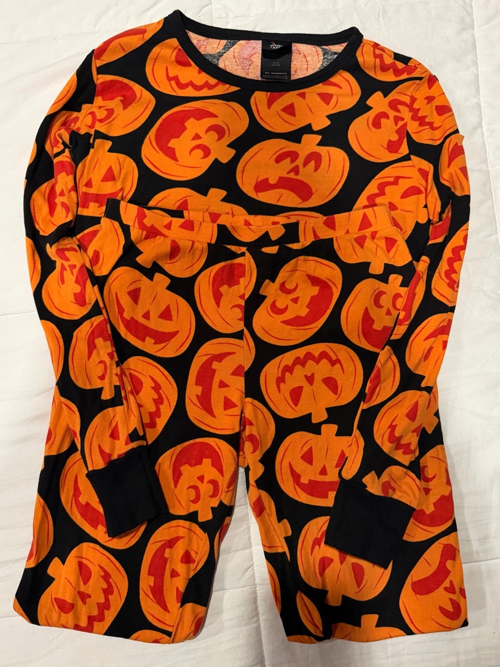 Hyde and EEK Halloween Pumpkin Print Women's Pajama Set